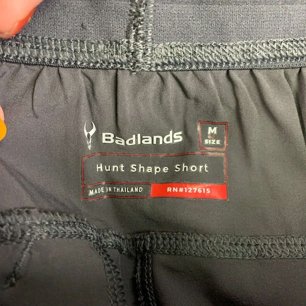 Badlands Hunt Shape Short Mens Medium Gray Athletic Training Outdoor Performance